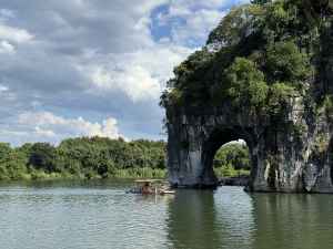 Тур: Гуйлинь и Водопад Дэтян-Каньон Тунлин! Живописный тур c а/б
